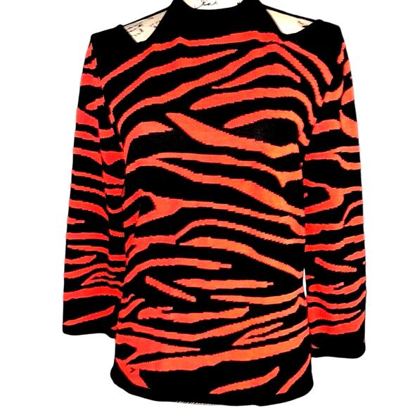 Cyrus tiger striped cold shoulder sweater large - Picture 1 of 6